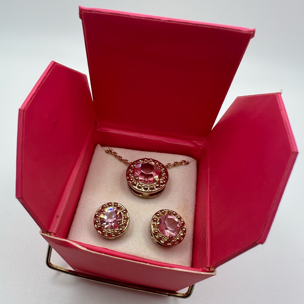 Vintage Avon Good Fortune Pink and Gold Jewelry Set